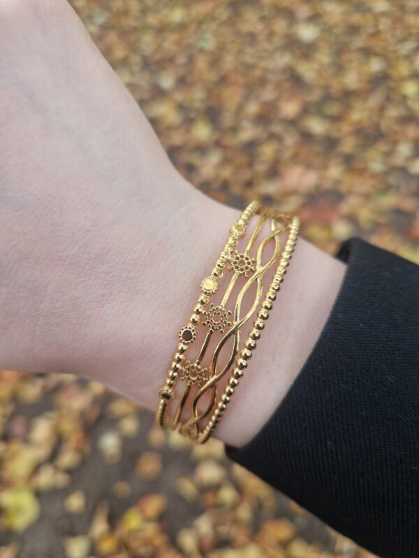 Bracelet doré ajustable