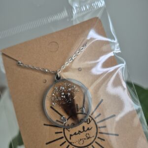 COLLIER résine cheveux